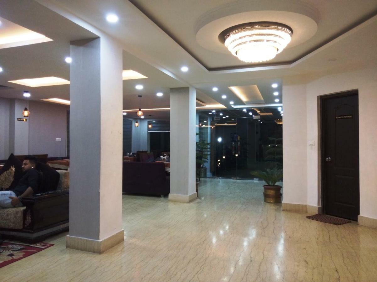 Ak Continental - Mcleodganj Ξενοδοχείο Νταραμσάλα Εξωτερικό φωτογραφία