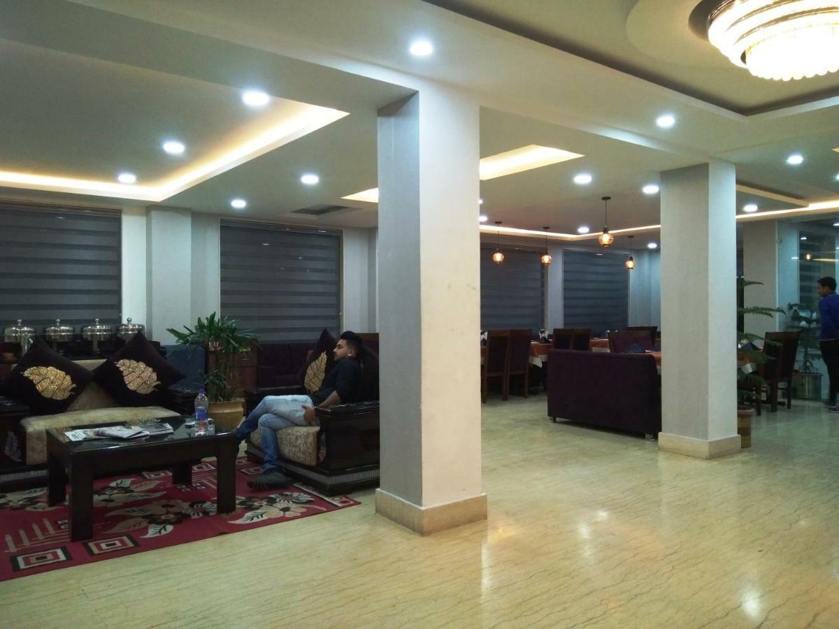 Ak Continental - Mcleodganj Ξενοδοχείο Νταραμσάλα Εξωτερικό φωτογραφία